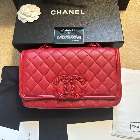 CC Filigree Leather Handbag, burgundy color. - Picture 10 of 15